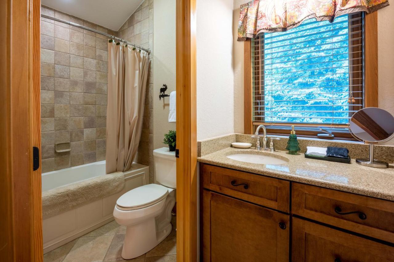 --Mountain Chalet Getaway With Breathtaking View Next To Tail Of Dragon-- Robbinsville Exterior photo